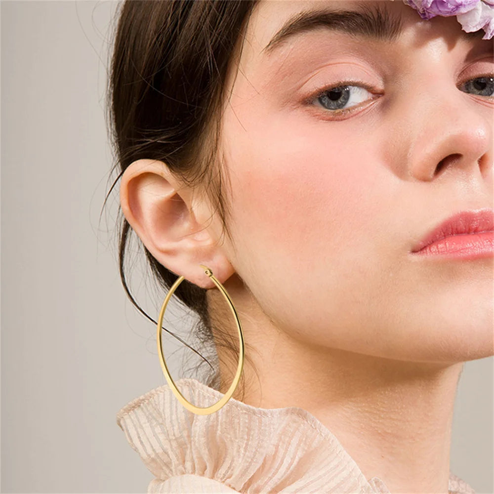 Sommerset Hoop Earrings Made with Stainless Steel Sommerset Hoop Earrings Made with Stainless Steel